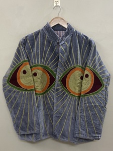 Veste en velours de coton Suzani brodée à la main pour femme, col mandarin, manches longues, automne-hiver, motif œil bohème, ouverte sur le devant - Product Image 1