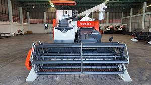 Meilleure Vente 2026 Moissonneuse-batteuse Kubota DC108X – Moteur Puissant Machine Agricole Haute Performance pour Maïs Largeur de Travail 2760mm - Product Image 2