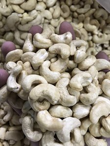 Núcleos de Anacardos Vietnamitas Premium (W240, W320, W450) - Núcleos de Anacardos de Alta Calidad de Vietnam - MAX - Product Image 2