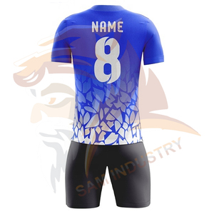 ชุดเสื้อฟุตบอลโพลีเอสเตอร์แห้งเร็ว ระบายอากาศได้ดี น้ำหนักเบา เป็นมิตรกับสิ่งแวดล้อม สำหรับฝึกซ้อมระดับมืออาชีพ แบบสั่งทำพิเศษด้วยเทคนิคการพิมพ์แบบซับลิเมชั่น - Product Image 3