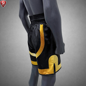 Shorts de boxe MMA élégants avec taille élastique et tissu satiné, ajustement confortable pour les combattants, séances d'entraînement, performances sur le ring - Product Image 4
