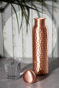 Botella de Agua de Viaje de Cobre Martillado Clásico de 950 ml, a Prueba de Fugas, Resistente, Elegante, para Uso Doméstico - Product Image 3