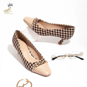 Chaussures élégantes pour femmes à bout carré, talons de 5 cm, mélange de tweed et de PU mat, style professionnel, faciles à enfiler - Product Image 4