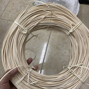 แกนหวายธรรมชาติขัดเงาคุณภาพระดับพรีเมียม แกนหวายดิบคุณภาพสูงจากเวียดนามสําหรับทําเฟอร์นิเจอร์มุมธรรมชาติ 100% - Product Image 1