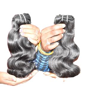 ผมแท้ธรรมชาติสีดำ 100% จากอินเดีย แบบ Bodywave จัดเรียงเกล็ดผม ผลิตภัณฑ์เวอร์จิ้น สำหรับต่อผมแบบถักเป็นมัด - Product Image 4