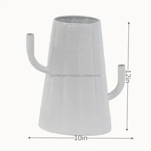 Jarrón Decorativo Digital Premium para Interiores, con Diseño Floral, para Desarrolladores Inmobiliarios, Boutique de Lujo, Hecho a Mano, Cromado - Product Image 2