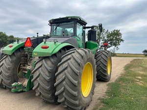 Tracteur à roues 4x4 haute performance 9R 490 2024, équipement de qualité en gros - Product Image 6