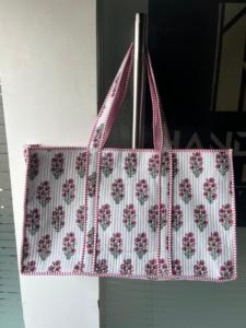 Bolso de mano de lona acolchado a mano con patrón rosa y naranja, estilo bohemio, bolso de compras con parte superior abierta para mujer, para todas las estaciones - Product Image 4