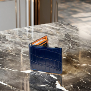 Portefeuille bifold en cuir véritable pour homme de luxe, vente en gros, couleur marine/ personnalisée avec cuir de crocodile, taille 9*11,5 cm - Product Image 1