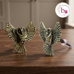 Poignée de meuble en fonte en forme de hibou, design industriel traditionnel, installation facile pour la maison, le bureau, la garde-robe et les meubles - Product Image 1