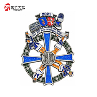 Badge personnalisé rotatif en métal, plaqué bicolore, breloque suspendue, emblème logo personnalisé, épingle de mode de collection