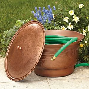 Elegante Organizador de Mangueras de Jardín con Diseño de Espiral Marrón y Tapa, Clásico Organizador de Agua para Exteriores - Product Image 3