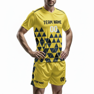 Uniforme de fútbol para hombre, transpirable y ligero, conjunto de camiseta y pantalones cortos, ropa deportiva personalizada para equipos, hecha con tela 100% poliéster. - Product Image 1