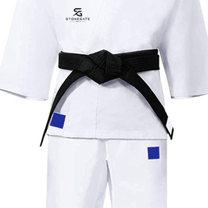 Kimono de karaté avancé pour hommes en tissu de coton respirant avec coutures renforcées, logo personnalisé et usine de vente en gros OEM - Product Image 3