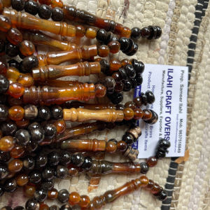 Tasbih Misbaha de 33 cuentas de cuerno de búfalo pulido, rústico, islámico moderno, ecológico y religioso de ILAHI, de Uttar Pradesh - Product Image 1