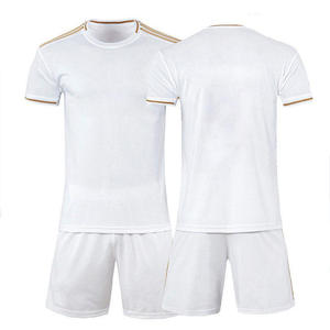 Uniforme de Voleibol con Impresión Digital Moderna por Sublimación, Tela Elástica y Corte Atlético, Ideal para Juegos de Verano y Ligas Juveniles - Product Image 5
