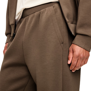 Pantalones Deportivos de Felpa Marrón para Hombre, Corte Ancho y Relajado, Cintura con Cordón, Logotipo Personalizado, Estilo Urbano, OEM - Product Image 5