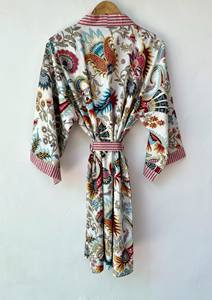 Kimono largo de algodón indio con estampado de pájaros hecho a mano para mujer, cuello en V, manga larga, estilo bohemio, para estar en casa, verano y primavera - Product Image 2