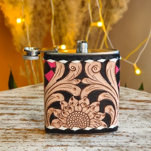 <b>Hot</b> Selling Wholesale Factory Custom Large Capacity Hand Tooled Genuine Leather 7oz Waterproof Lightweight Hip <b>Flask</b> - Product Image 2