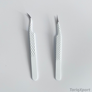 Pinces à cils professionnelles personnalisées, noires et blanches, en acier inoxydable japonais durable, avec pointe en fibre et grip diamanté, pour extensions de cils - Product Image 3