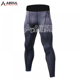 Leggings de compresión para hombre, tela transpirable, ajuste elástico, perfectos para fitness, yoga, correr y un estilo de vida activo. - Product Image 6