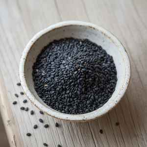 เมล็ดงาดำดิบธรรมชาติ 100% คุณภาพส่งออกระดับพรีเมียม – ซูเปอร์ฟู้ดบริสุทธิ์เพื่อสุขภาพ บรรจุภัณฑ์ขนาดใหญ่ - Product Image 3