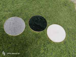 Posavasos de piedra hechos a mano con artesanías de mármol para decoración de mesa, venta al por mayor de posavasos de piedra con capa exterior de latón. - Product Image 3