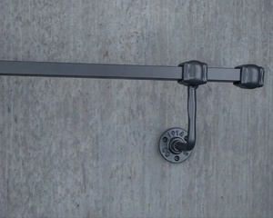 Rampe d'escalier murale en fer forgé inoxydable – Design minimaliste, résistant à la rouille - Product Image 3