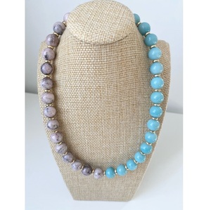 Collar de Resina Hecho a Mano con Colgante Ovalado Azul Cielo, Joyería de Moda Personalizada para Mujer, Cadena Ajustable, Regalo de Lujo APEX ALIGN - Product Image 2
