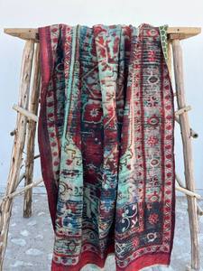 Colcha Kantha Hecha a Mano con Estampado Digital de Inspiración Persa en Algodón, con Costuras Tradicionales a Mano, para Decoración de Dormitorio Estilo Boho - Product Image 4