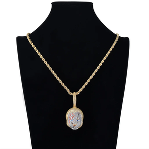 Collar con colgante Chucky de Hip Hop para hombre, con circonitas cúbicas (CZ) y moissanita, cadena de 24 pulgadas, estilo bling, dije de película de terror, joyería streetwear - Product Image 3