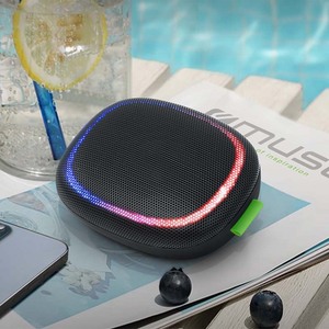 Odm kiểu dáng đẹp thiết kế mini xách tay loa không dây với RGB ánh sáng Stereo ghép nối và tay miễn phí chức năng <span class=keywords><strong>Mono</strong></span> - Product Image 3