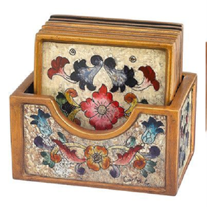 Juegos de posavasos florales vintage color crema con soporte de madera para casas clásicas, disponibles a precios de mayorista para cualquier propietario de tienda. - Product Image 1