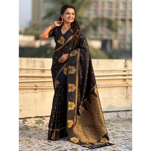 Sari Tradicional Tejido con Zari, Vestido de Noche de Seda Suave Negro - Product Image 1