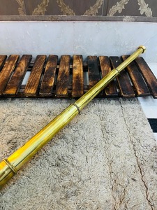 Telescopio de Latón Resistente de 32'' con Acabado Pulido, Diseño de 3 Pliegues - Decoración Navideña con Temática Religiosa - Product Image 3