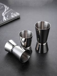 Ensemble de verres à shot en acier inoxydable finition miroir pour whisky, vodka, rhum, tequila, brandy et cocktails - Product Image 5