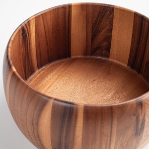 Bol à salade en bois naturel fait main, design minimaliste, grain de bois naturel, vaisselle de table pour la maison, bol de service pour légumes frais - Product Image 5