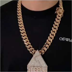 สร้อยคอจี้รูปสามเหลี่ยมชุบทองเงินแท้ 925 สไตล์ฮิปฮอป ประดับเพชรโมอิสซาไนต์สี D ระดับ Iced Micro Paved ได้รับการรับรองจาก GRA เหมาะสำหรับทั้งชายและหญิง - Product Image 6