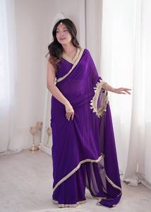 Sari prêt-à-porter de qualité supérieure pour grandes occasions, avec travail de sequins miroir et chemisier cousu, style indien richement orné. - Product Image 3