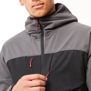 Veste coupe-vent noire légère pour homme, personnalisable en gros, avec fermeture éclair, en polyester, technologie imperméable, fermeture éclair sur mesure - Product Image 4