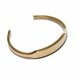 Medalla Moderna de Dos Tonos en Forma de Hueso sobre Base de Latón con Diseño Tallado en Metal y Hueso Marrón para Regalos Empresariales - Product Image 3