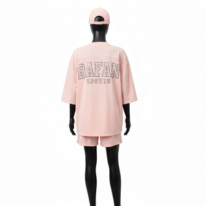 Ensemble short de football pour femmes, maille interlock en polyester de haute qualité, rose, léger, avec panneau latéral, logo personnalisé, ensembles pour femmes 100% coton - Product Image 2