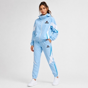 Ensemble de survêtement coupe-vent pour femme : veste à capuche et pantalon à taille élastique – Tenue décontractée, sportswear, mode streetwear, vêtements d'extérieur - Product Image 4