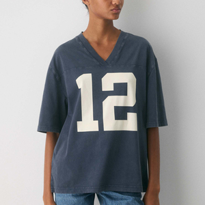 Camiseta Oversize de Algodón 100% para Mujer, Estilo Vintage Casual, Cuello en V, Lavado Ácido, de Gran Gramaje, Bordada, para Verano, Venta al por Mayor - Product Image 1