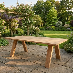 Table de jardin en teck massif, table de pique-nique en bois de qualité supérieure pour extérieur, meuble robuste pour patio, jardin ou cuisine, avec base en forme de A. - Product Image 2