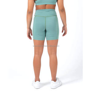 Short de motard OEM pour femmes sans couture, séchage rapide, haute élasticité, vêtements de cyclisme et de course Short de compression pour femmes BY WAKIN WEAR - Product Image 3