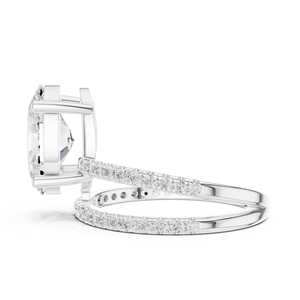Anillo de Compromiso de Oro Amarillo de 14K para Mujer con Diamante de Corte Ovalado y Engaste Pavé, Estilo Clásico - Product Image 2