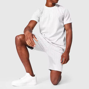 Ensemble de survêtement personnalisé avec logo, short et t-shirt en coton pour homme, idéal pour l'été et le jogging - Product Image 4