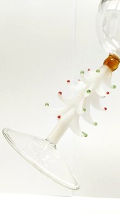 Verres à vin colorés soufflés à la main en gros pour les boutiques de cadeaux de fin d'année et les détaillants saisonniers - Product Image 2