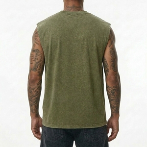 Débardeur vintage de haute qualité avec effet vieilli, personnalisable avec votre marque et étiquettes - Product Image 2